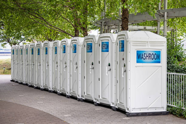 Best Best portable toilet rental  in Vero Lake Estates, FL